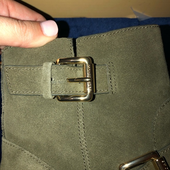 Michael Kors olive green suede booties - Picture 3 of 8
